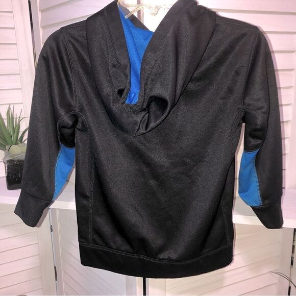 New Balance Black and Blue Logo Hoodie Boys Size 4 - Picture 3 of 5